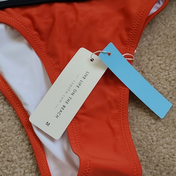 High cut, cheeky bikini - Picture 3 of 3